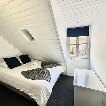 Cost Alameda Гостевой дом